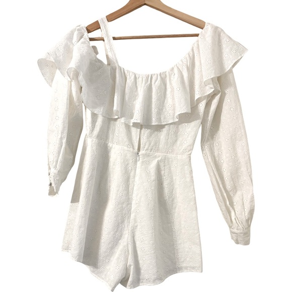 FOR LOVE & LEMONS Bora Bora Eyelet Romper in White Size XS - Picture 8 of 12